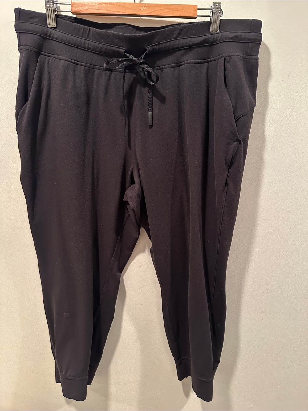 lululemon athletica Black Drawstring Joggers